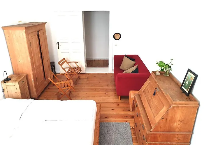 2 Room Apartment In Center Friedrichshain
